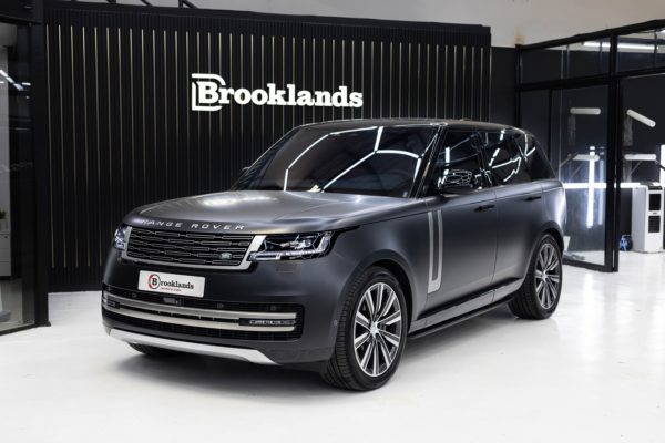 Land Rover Range Rover for rent in Dubai