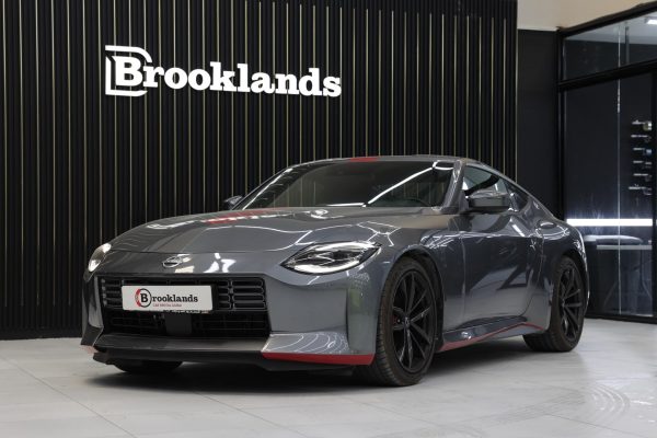 Nissan 400Z for rent in Dubai