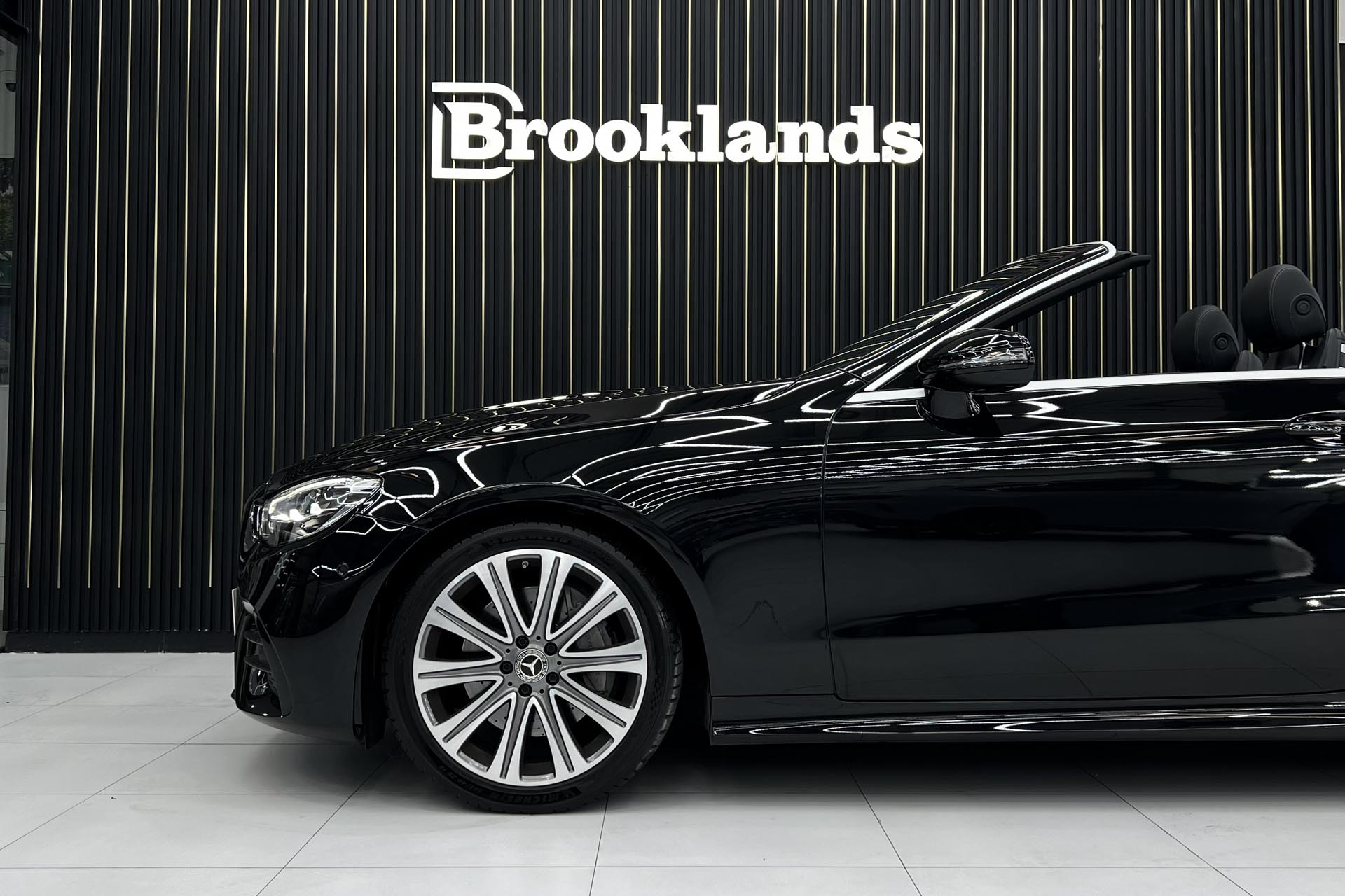 Mercedes E200 Convertible
