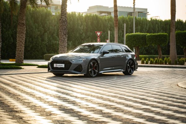 Audi RS6 for rent in Dubai