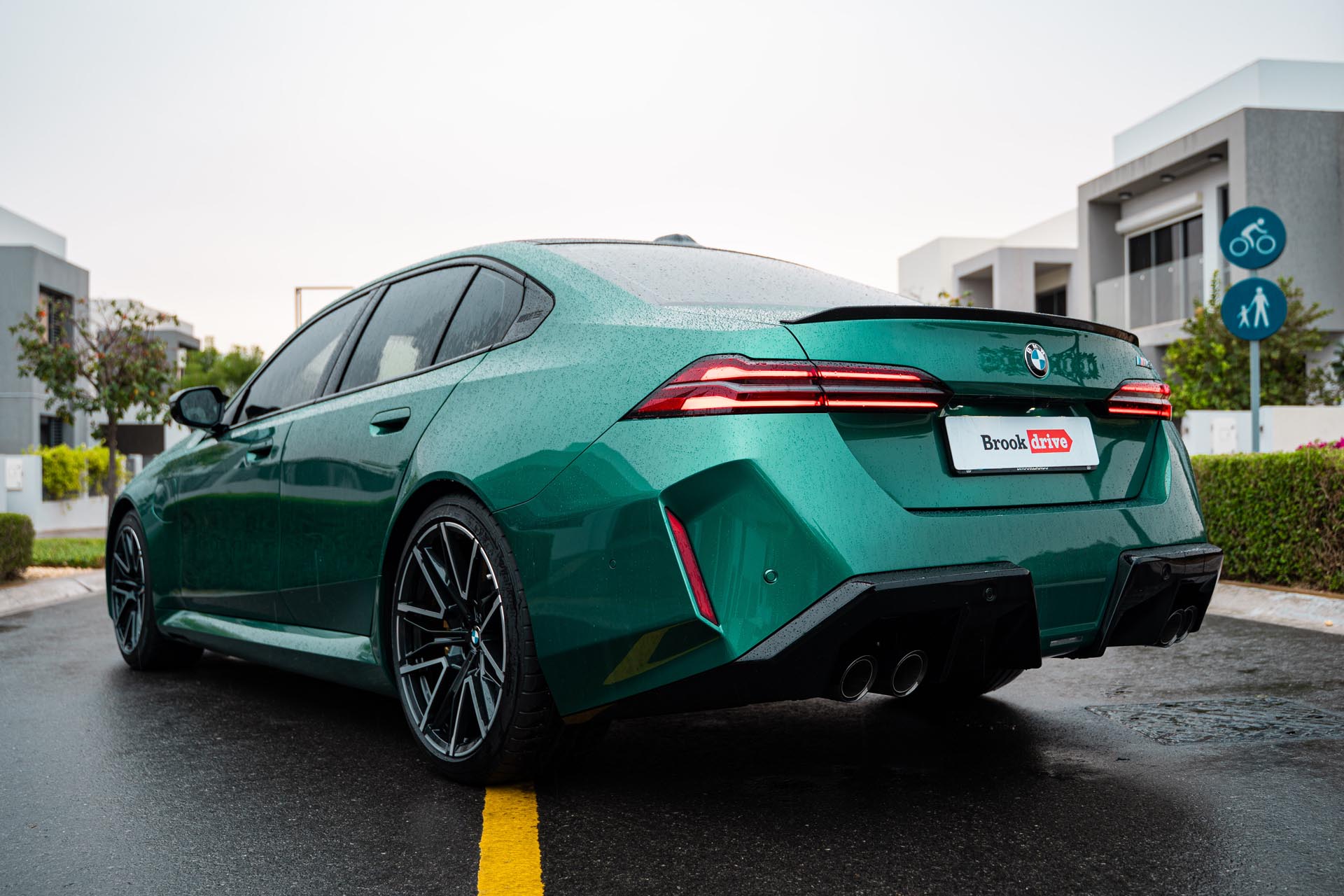 BMW M5 Green
