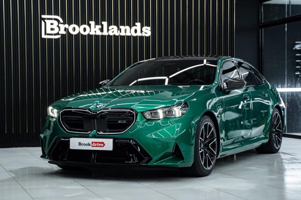 BMW M5 Green