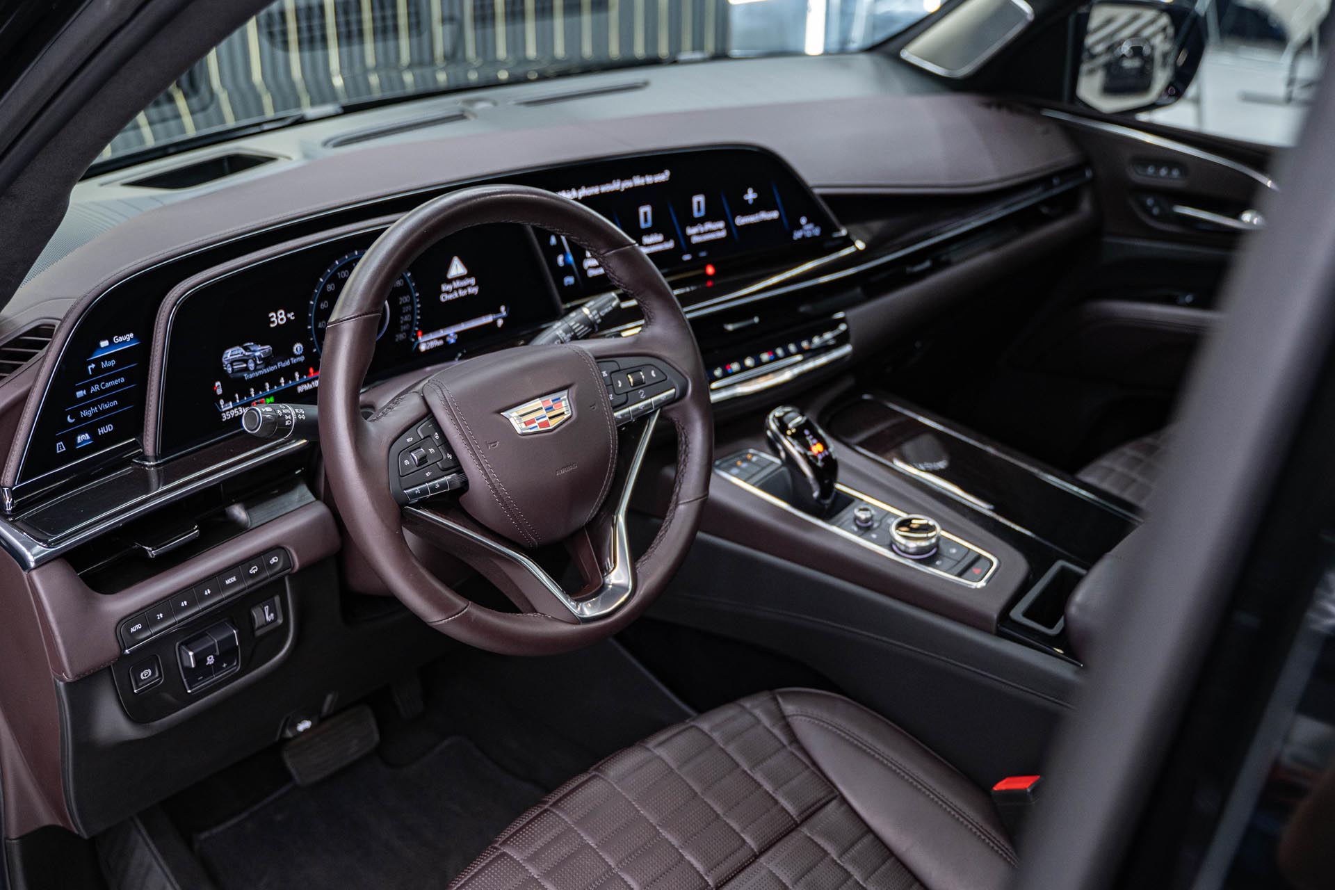 Cadillac Escalade Black Y
