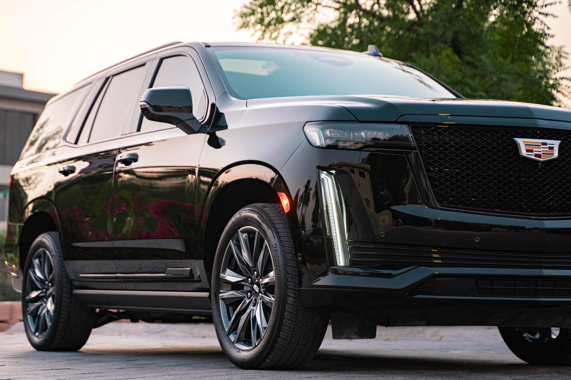 Cadillac Escalade Black Y