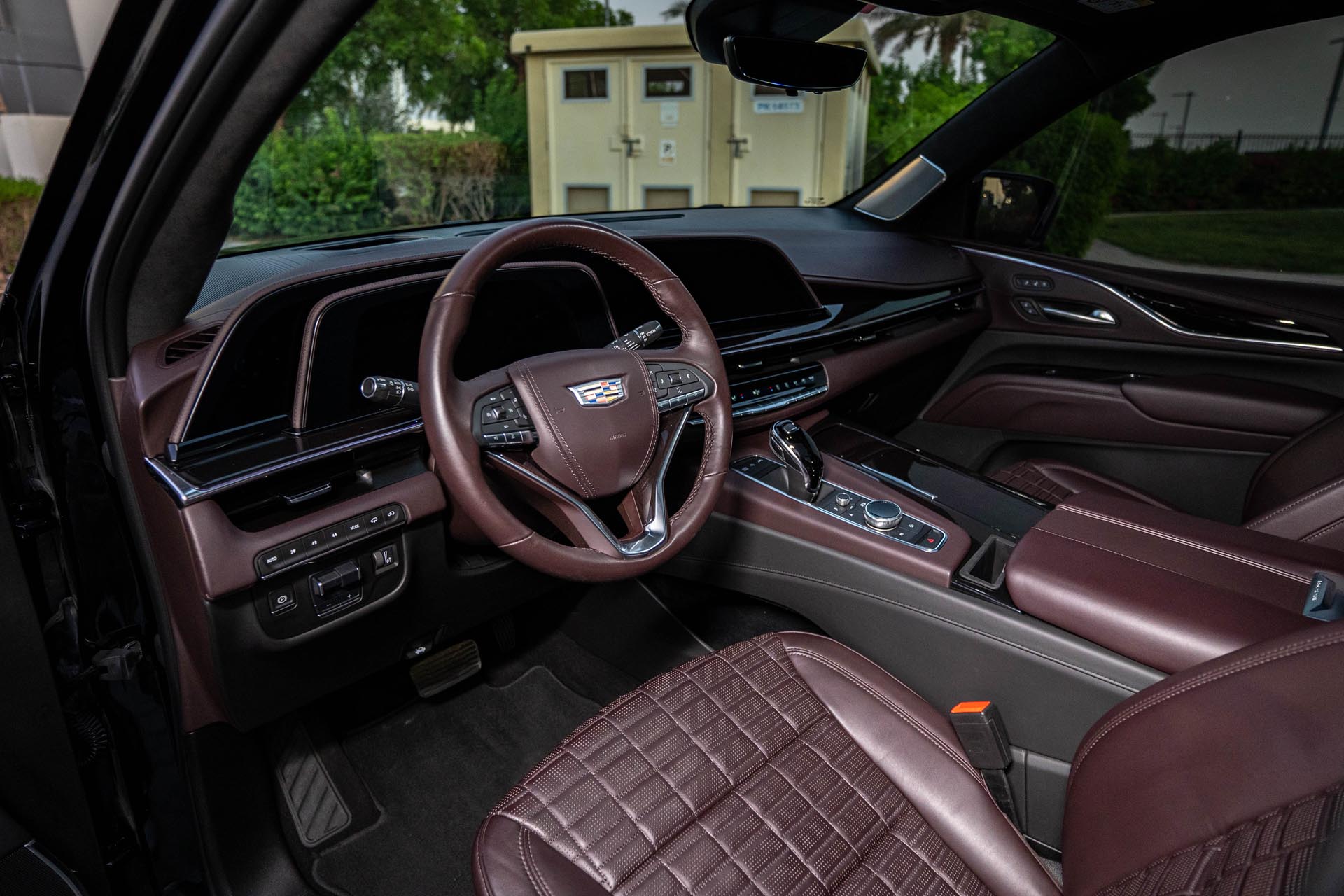 Cadillac Escalade Black Y