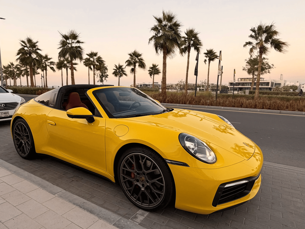 Reviews Manit Kangkarn Suktorn