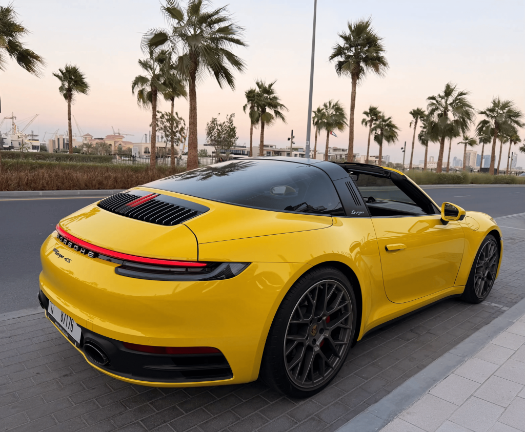 Reviews Manit Kangkarn Suktorn