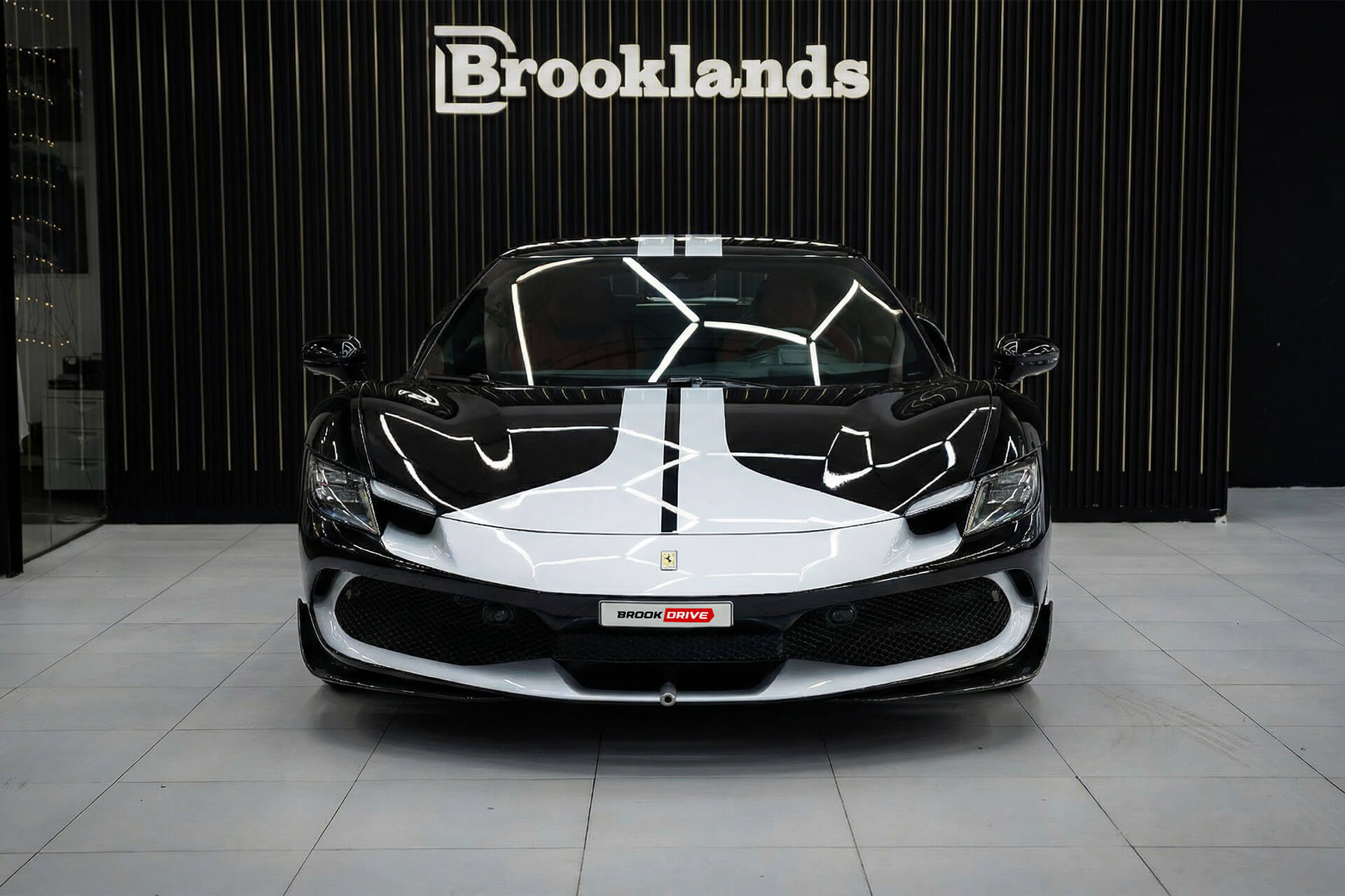 Ferrari 296 GTB Nero DS