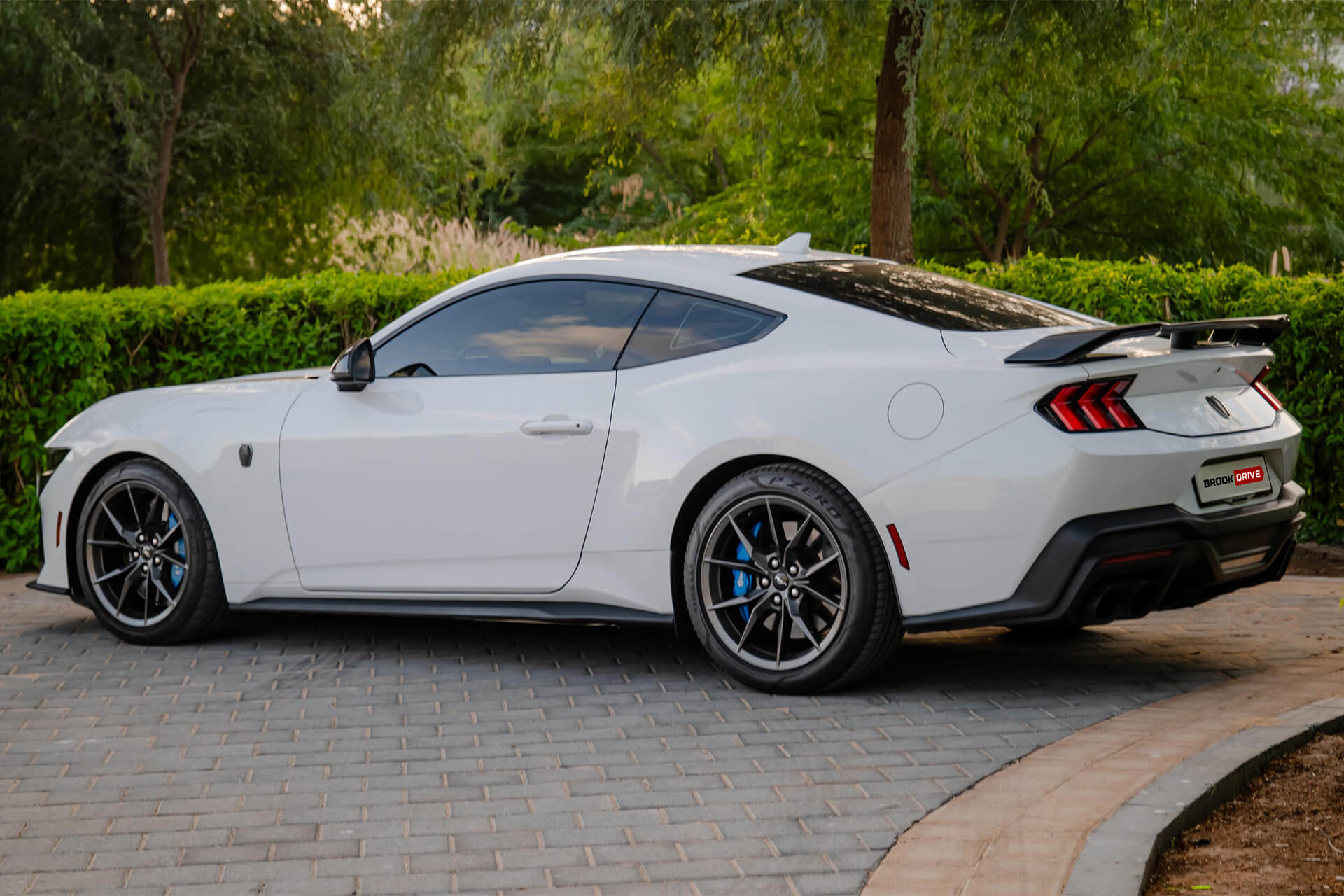Ford Mustang Dark Horse White
