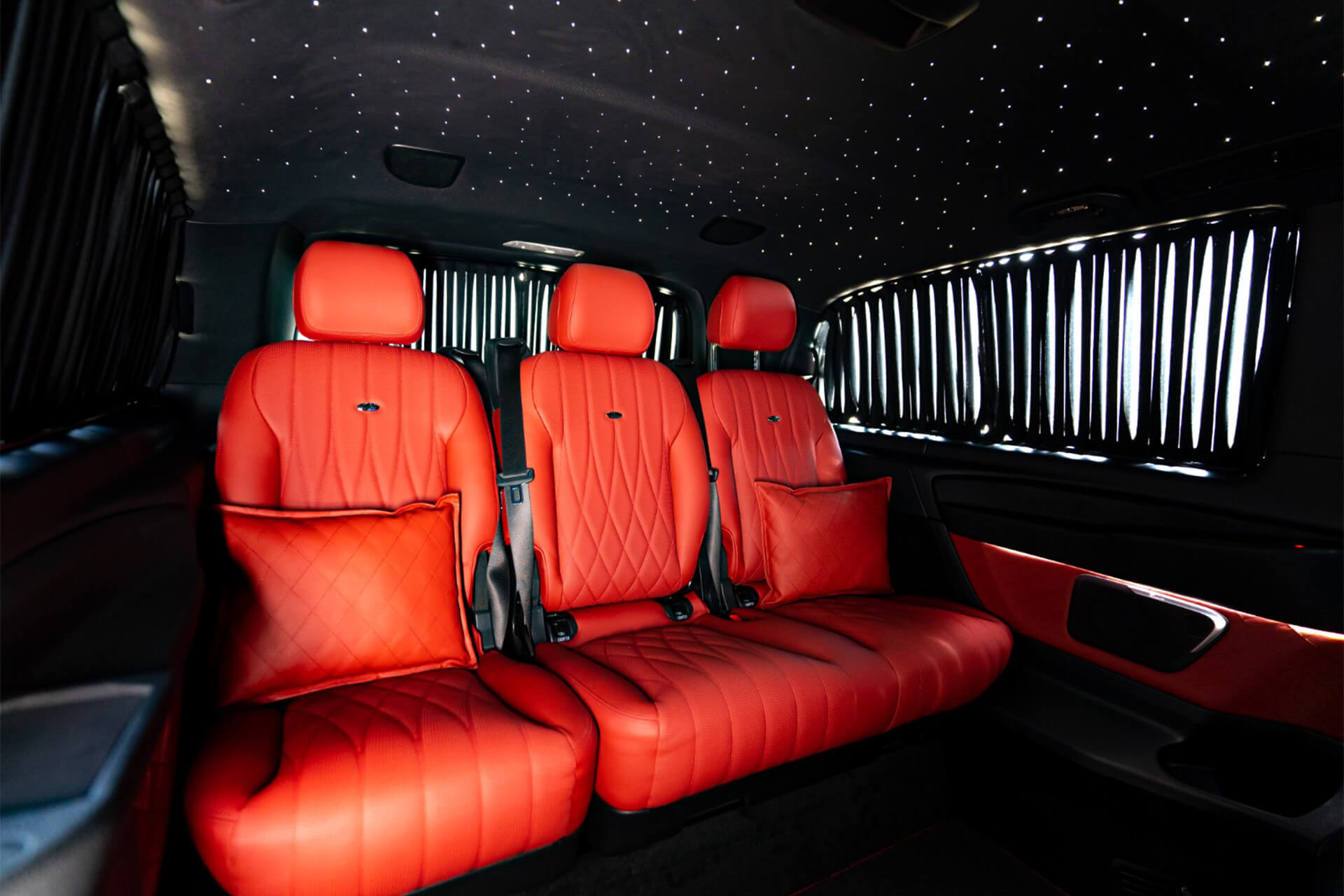 Mercedes V250 VIP Falcon Edition Black