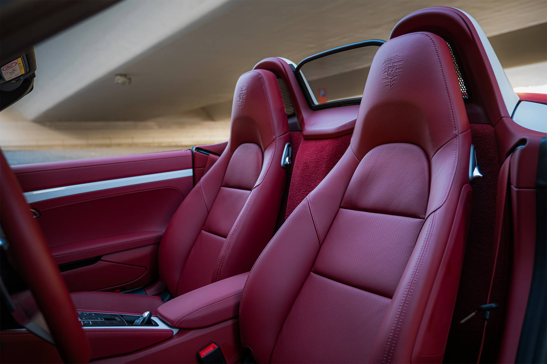 Porsche 718 Boxster White