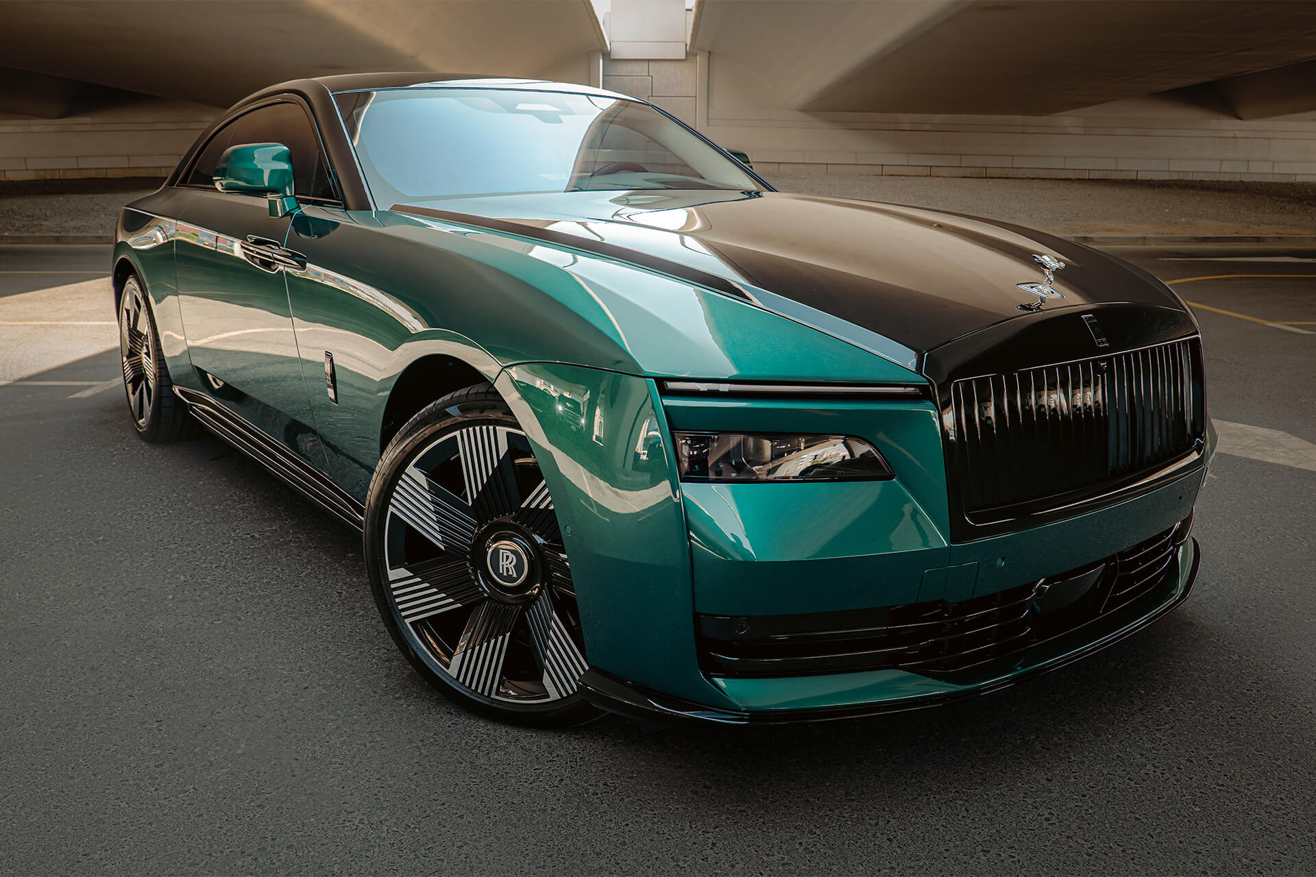 Rolls Royce Spectre Black Badge Imperial Jade