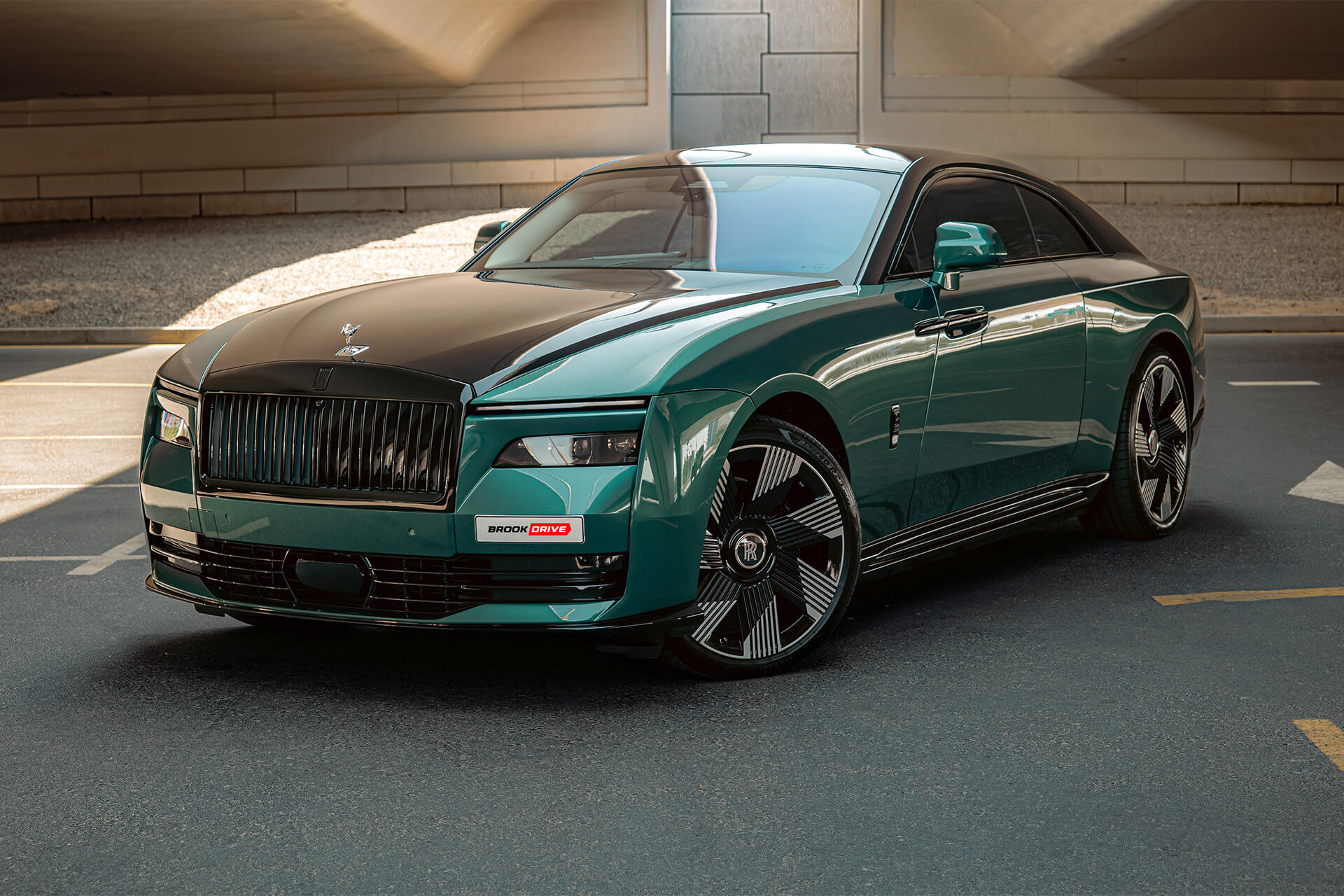 Rolls Royce Spectre Black Badge Imperial Jade