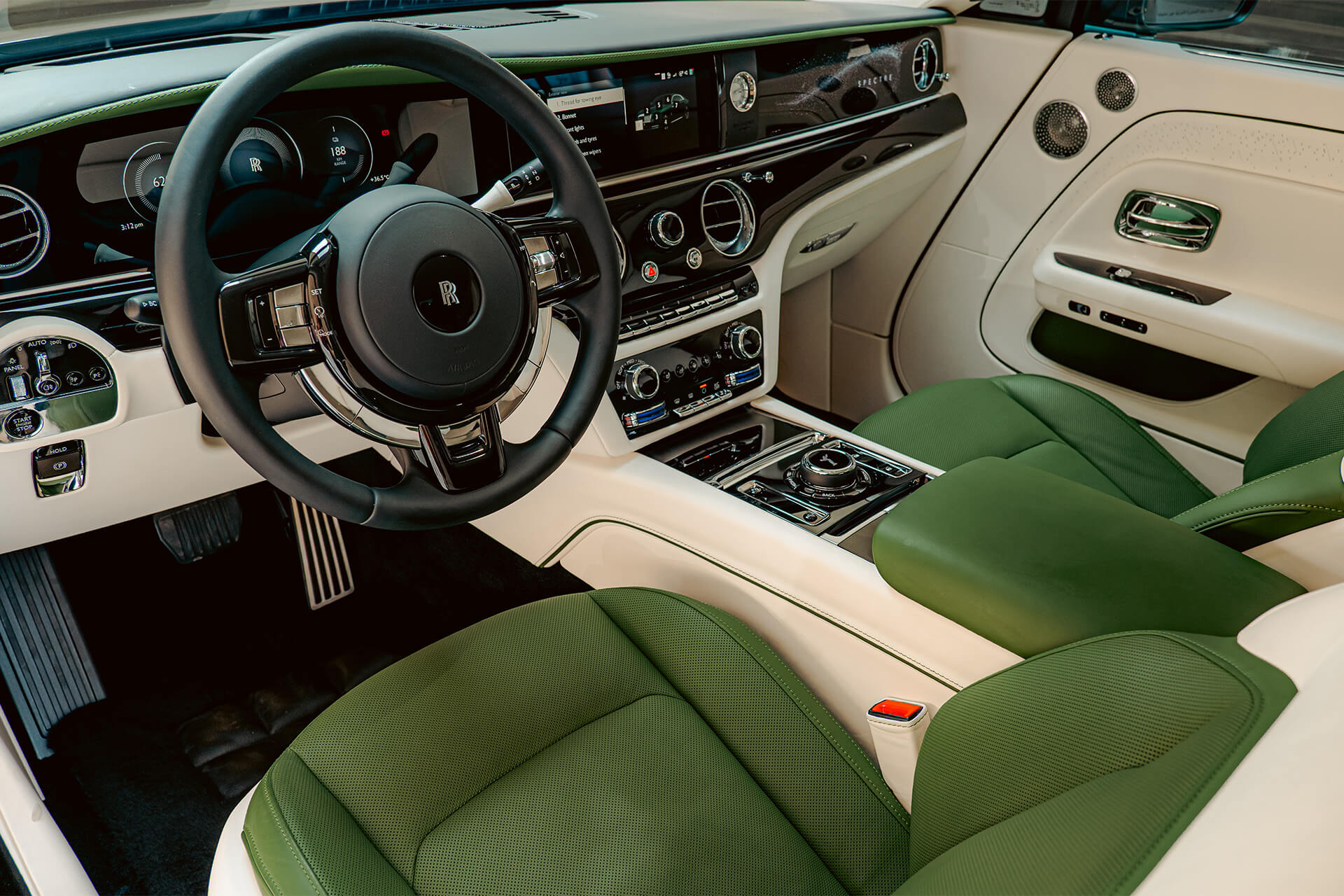 Rolls Royce Spectre Black Badge Imperial Jade