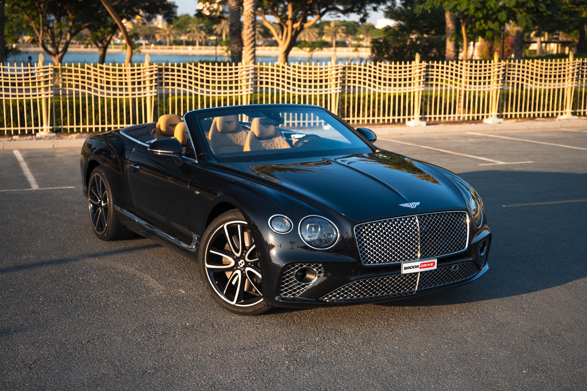 Bentley Continental GTC Mulliner Black
