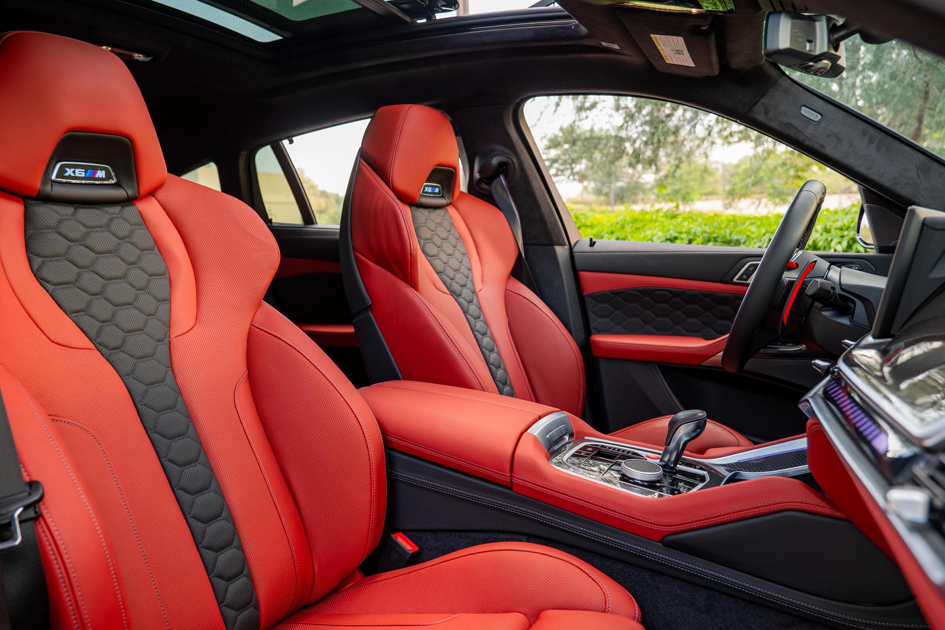 BMW X6 M Competition Black Sapphire Metallic