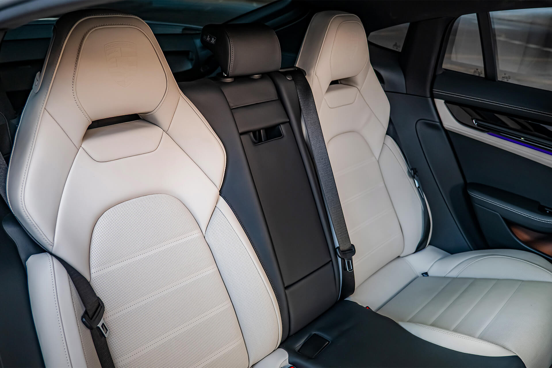 Porsche Panamera 4S E-Hybrid Arctic Grey