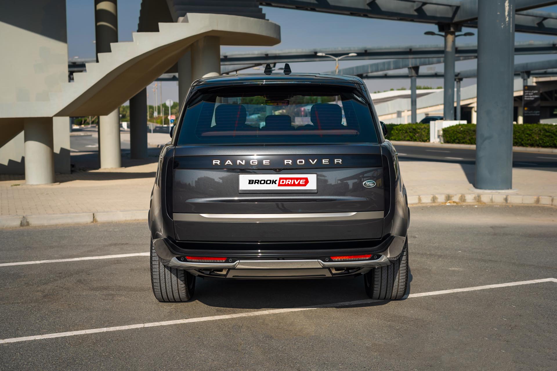 Range Rover HSE Charente Grey Premium Metallic
