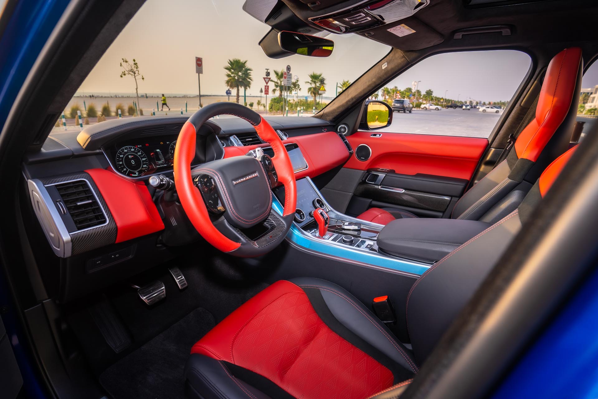 Range Rover SVR Estoril Blue
