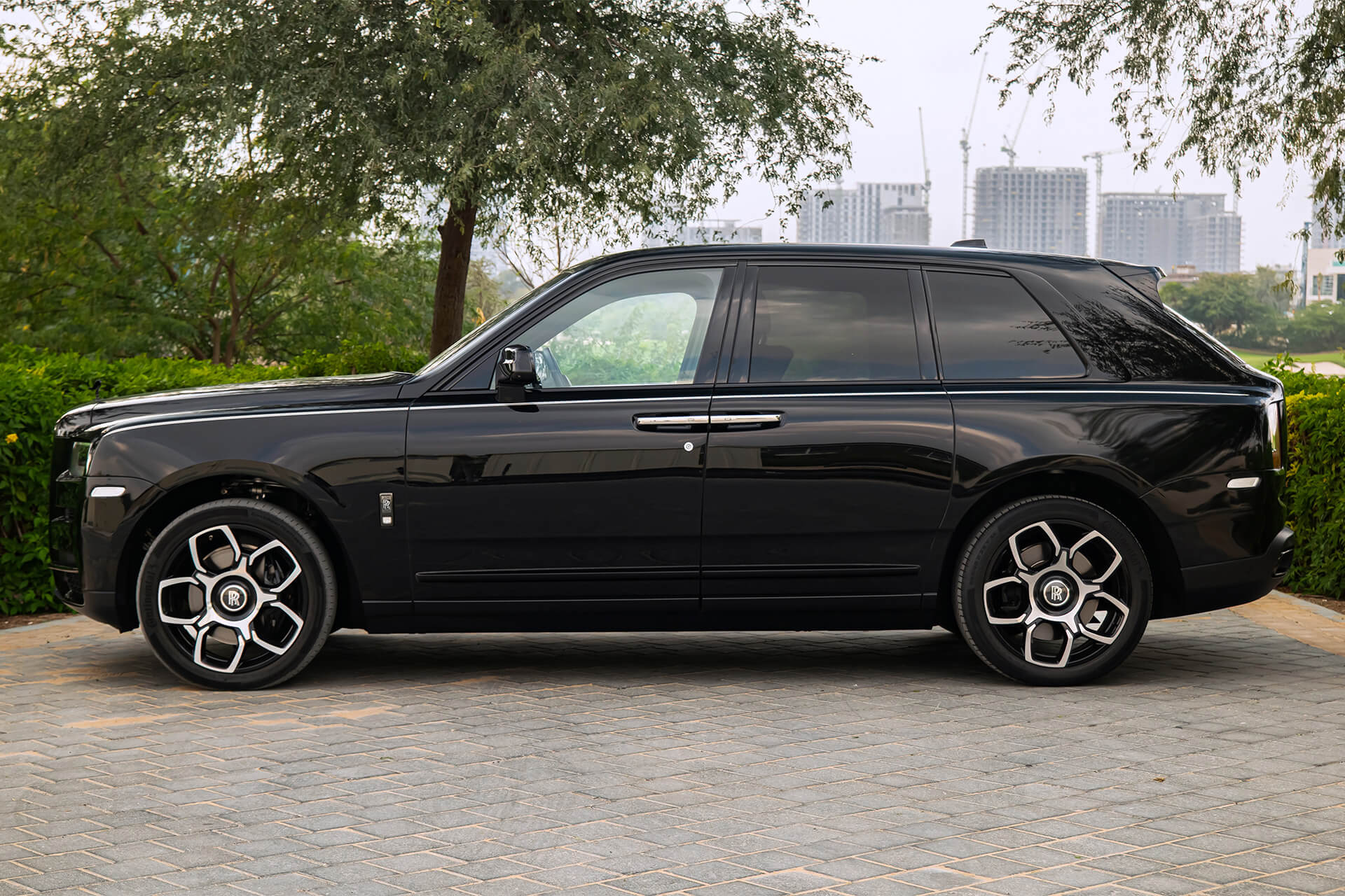Rolls Royce Cullinan Black Badge Black