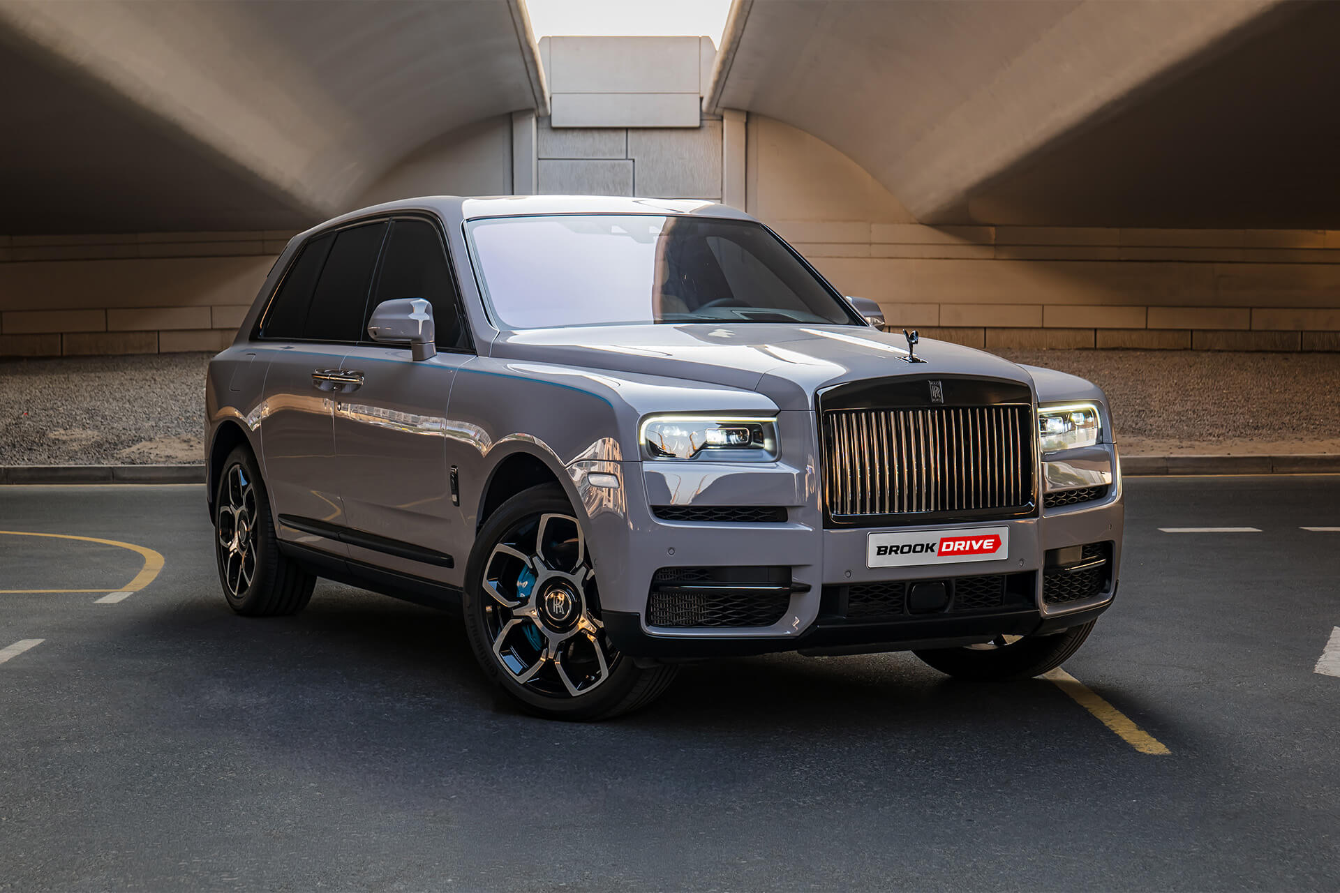 Rolls Royce Cullinan Black Badge Nardo Gray