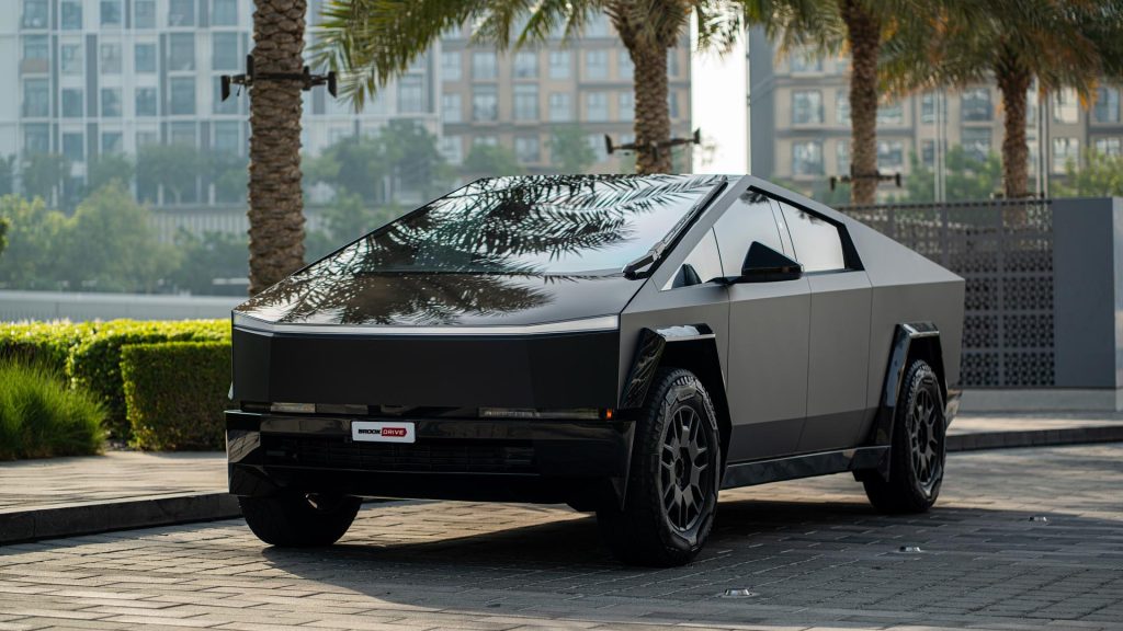 TESLA Cybertruck