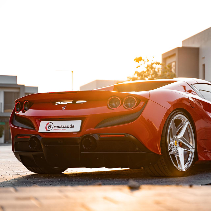  Ferrari vs Lamborghini Rental in Dubai